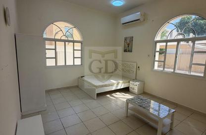 Apartment - Studio - 1 for rent in Onaiza Street - Diplomatic Area - Doha