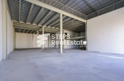 Warehouse - Studio for rent in East Industrial Street - Birkat Al Awamer - Al Wakra