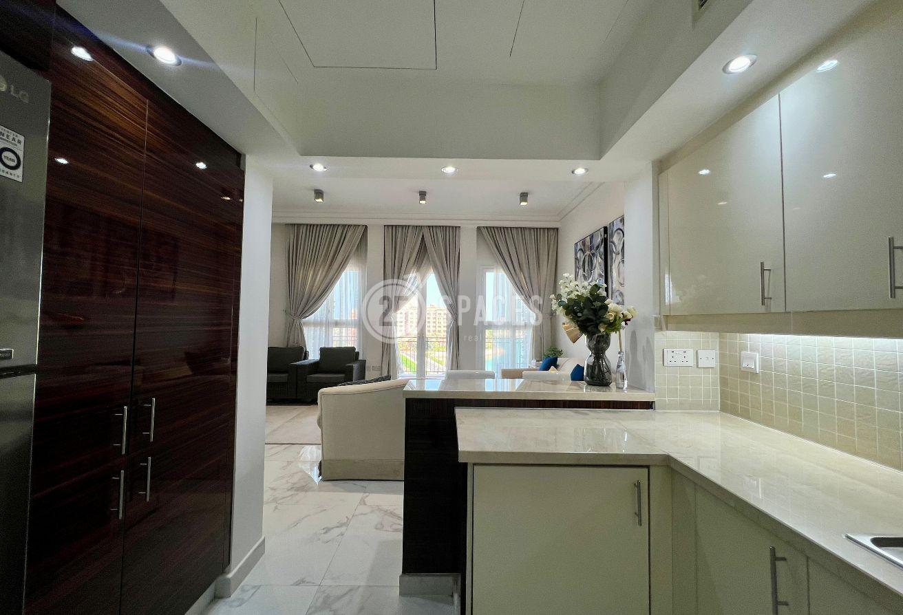 Renovated One Bedroom Apt Balcony Kempinski View - 9