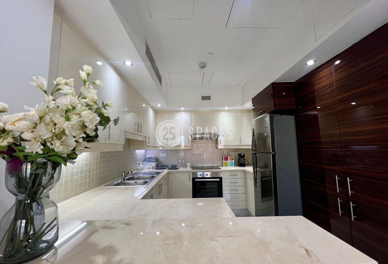 Renovated One Bedroom Apt Balcony Kempinski View - 10