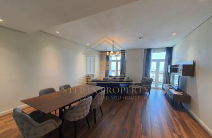 Apartment - 3 Bedrooms - 5 Bathrooms for rent in Floresta Gardens - Floresta Gardens - The Pearl Island - Doha