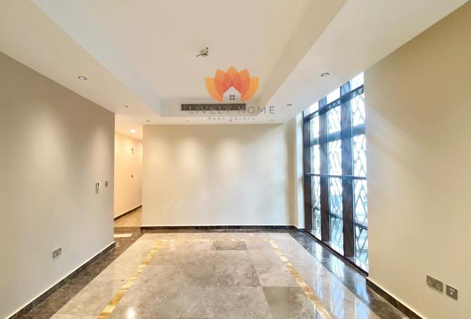 53811845 - Property Image 2