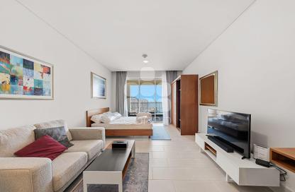 Apartment - 1 Bedroom - 2 Bathrooms for rent in Viva East - Viva Bahriyah - The Pearl Island - Doha