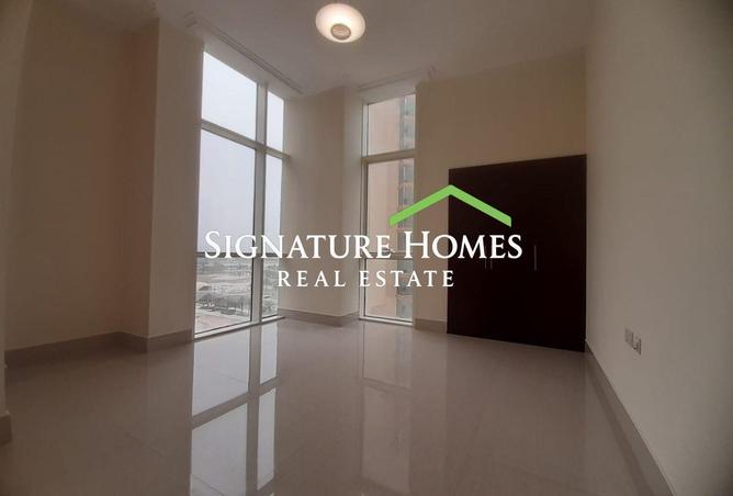 54490702 - Property Image 3