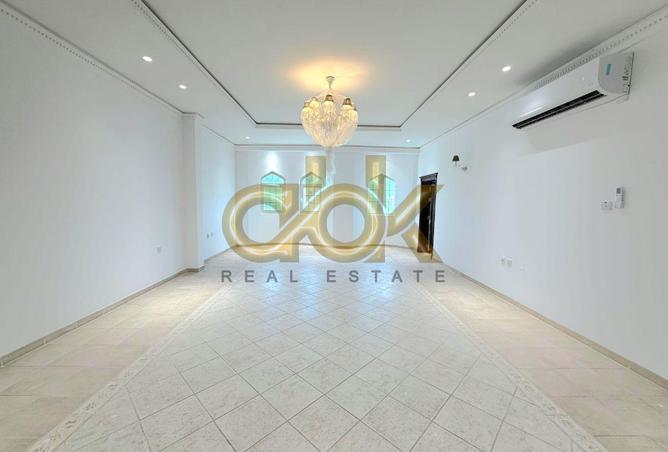 54591888 - صورة العقار 3