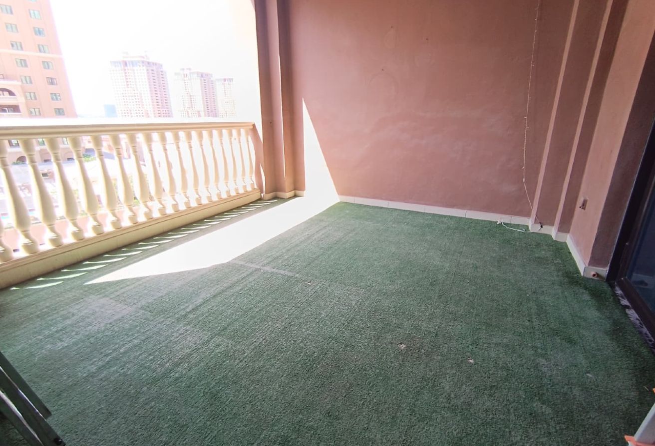 ELEGANT 1 BEDROOM FULL MARINA VIEW ONLY @7000K thumbnail 8