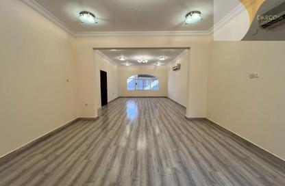 Villa - 5 Bedrooms - 7 Bathrooms for rent in Street 871 - Al Duhail South - Al Duhail - Doha Villa - 5 Bedrooms - 7 Bathrooms for rent in Street 871 - Al Duhail South - Al Duhail - Doha