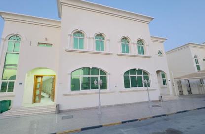 Villa - 6 Bedrooms - 5 Bathrooms for rent in Bab Al Rayyan - Muraikh - AlMuraikh - Doha