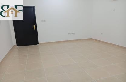 Apartment - 2 Bedrooms - 2 Bathrooms for rent in Al Muntazah Street - Al Muntazah - Doha Apartment - 2 Bedrooms - 2 Bathrooms for rent in Al Muntazah Street - Al Muntazah - Doha