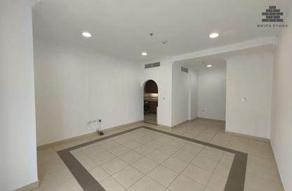 Apartment - 1 Bedroom - 1 Bathroom for rent in Al Sadd Road - Al Sadd - Doha Apartment - 1 Bedroom - 1 Bathroom for rent in Al Sadd Road - Al Sadd - Doha