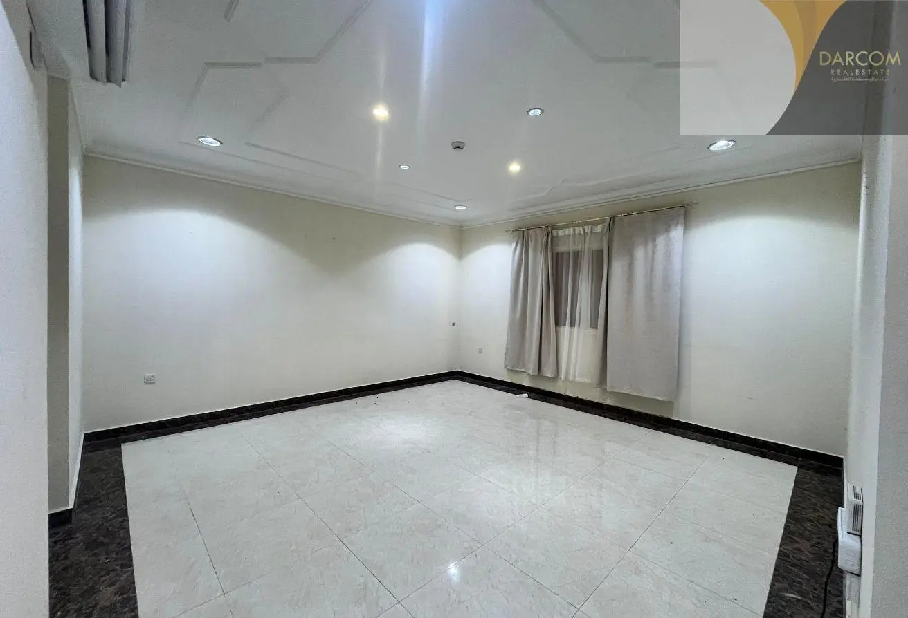 64032366 - Property Main Image