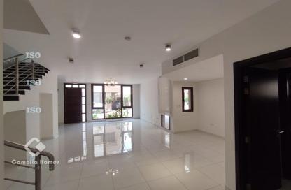 مجمع سكني - 4 غرف نوم - 6 حمامات للايجار في المسيلة - المسيلة - الدوحة