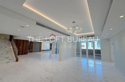 Penthouse - 4 Bedrooms - 5 Bathrooms for sale in East Porto Drive - Porto Arabia - The Pearl Island - Doha