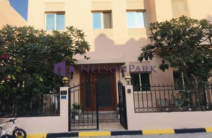 مجمع سكني - 4 غرف نوم - 3 حمامات للايجار في العزيزية - العزيزية - الدوحة