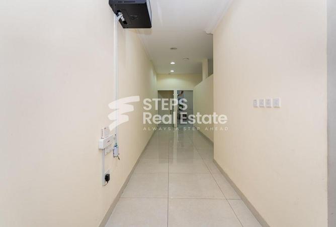54197995 - Property Image 2