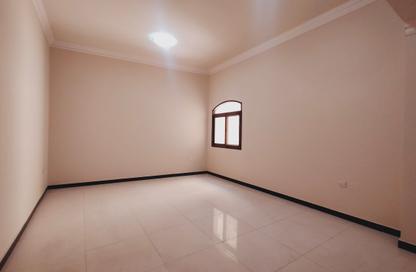 Apartment - 3 Bedrooms - 2 Bathrooms for rent in Al Sadd Road - Al Sadd - Doha