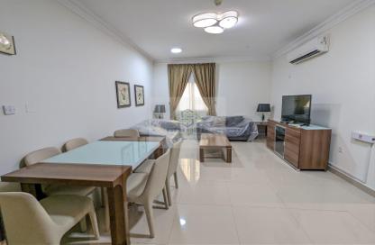 Apartment - 2 Bedrooms - 2 Bathrooms for rent in Umm Ghuwailina 4 - Umm Ghuwailina - Doha