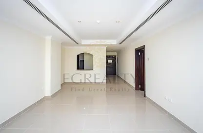 شقة - غرفة نوم - 2 حمامات للبيع في طريق بورتو الغربي - بورتو أرابيا - جزيرة اللؤلؤة - الدوحة