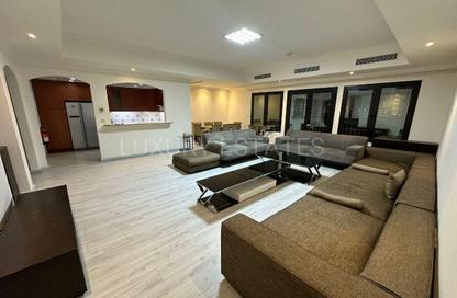 Apartment - 3 - 4 for sale in East Porto Drive - Porto Arabia - The Pearl Island - Doha