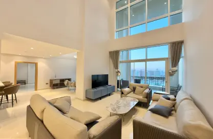 Apartment - 3 Bedrooms - 4 Bathrooms for rent in Viva West - Viva Bahriyah - The Pearl Island - Doha