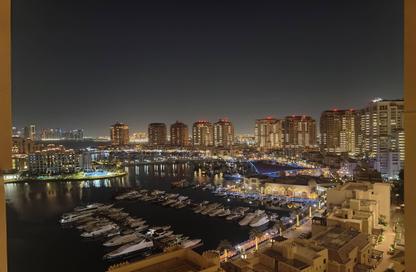 Apartment - 1 Bedroom - 2 Bathrooms for rent in Tower 14 - Porto Arabia - The Pearl Island - Doha