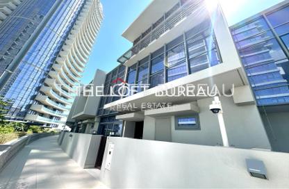 Townhouse - 3 Bedrooms - 5 Bathrooms for sale in Seef Lusail - Lusail City - Lusail Townhouse - 3 Bedrooms - 5 Bathrooms for sale in Seef Lusail - Lusail City - Lusail