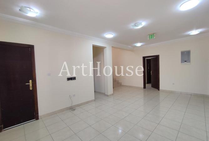 55327152 - Property Image 2