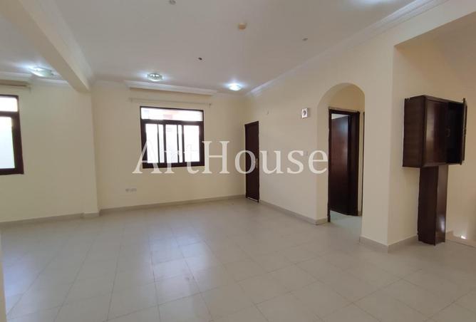 55327152 - Property Main Image