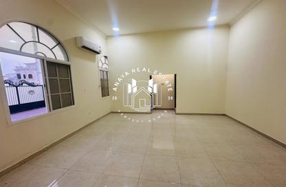 Villa - Studio - 1 Bathroom for rent in Muaither Area - Al Rayyan - Doha