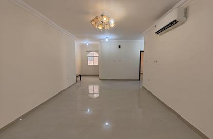 Apartment - 2 Bedrooms - 2 Bathrooms for rent in Old Airport Road - Old Airport Road - Doha