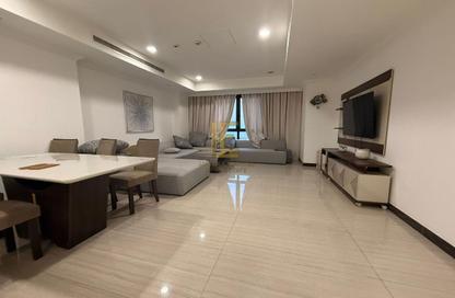 Apartment - 2 Bedrooms - 2 Bathrooms for rent in East Porto Drive - Porto Arabia - The Pearl Island - Doha