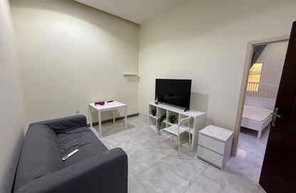 Apartment - 1 Bedroom - 1 Bathroom for rent in Old Airport Road - Old Airport Road - Doha Apartment - 1 Bedroom - 1 Bathroom for rent in Old Airport Road - Old Airport Road - Doha