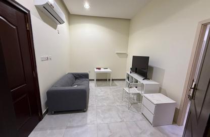 Apartment - 1 Bedroom - 1 Bathroom for rent in Old Airport Road - Old Airport Road - Doha