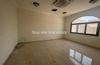 Villa - 5 Bedrooms - 7 Bathrooms for rent in Street 871 - Al Duhail South - Al Duhail - Doha