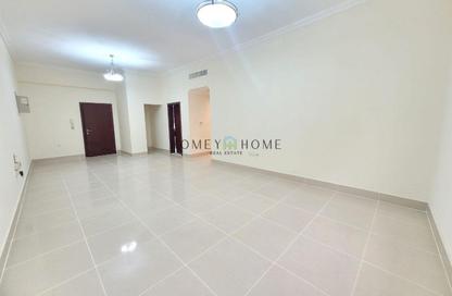 Apartment - 2 Bedrooms - 2 Bathrooms for rent in Fereej Bin Mahmoud North - Fereej Bin Mahmoud - Doha