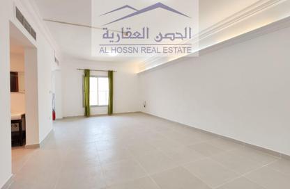 Apartment - 2 Bedrooms - 1 Bathroom for rent in Al Sadd Road - Al Sadd - Doha