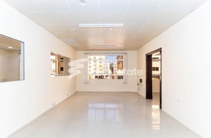 Office Space - Studio - 2 Bathrooms for rent in Anas Street - Fereej Bin Mahmoud North - Fereej Bin Mahmoud - Doha Office Space - Studio - 2 Bathrooms for rent in Anas Street - Fereej Bin Mahmoud North - Fereej Bin Mahmoud - Doha