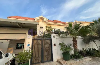 Villa - 7 Bedrooms - 7 Bathrooms for sale in Muaither Area - Al Rayyan - Doha