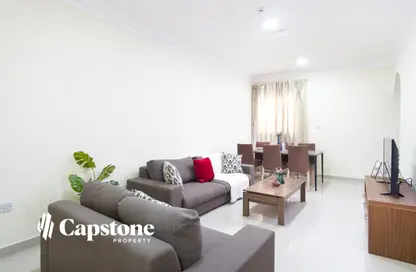 Apartment - 2 Bedrooms - 2 Bathrooms for rent in New Al Hitmi - Fereej Bin Omran - Doha