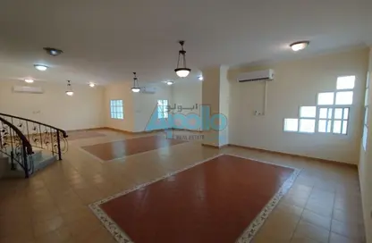 Villa - 5 Bedrooms - 6 Bathrooms for rent in Al Maamoura - Al Maamoura - Doha