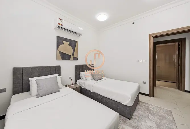 63313837 - Property Image 3