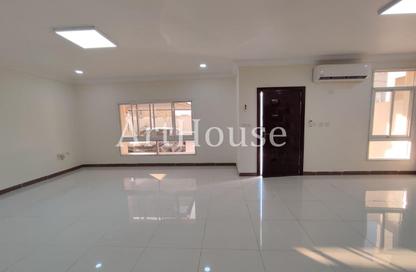 Villa - 4 - 5 for rent in Bu Hamour Street - Abu Hamour - Doha