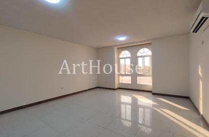 Villa - 4 - 5 for rent in Bu Hamour Street - Abu Hamour - Doha Villa - 4 - 5 for rent in Bu Hamour Street - Abu Hamour - Doha