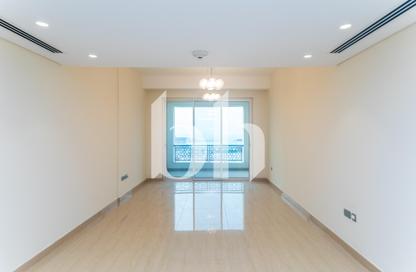 Apartment - 1 Bedroom - 2 Bathrooms for rent in Viva East - Viva Bahriyah - The Pearl Island - Doha Apartment - 1 Bedroom - 2 Bathrooms for rent in Viva East - Viva Bahriyah - The Pearl Island - Doha