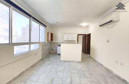 Apartment - 1 Bedroom - 1 Bathroom for rent in Umm Ghuwailina 4 - Umm Ghuwailina - Doha Apartment - 1 Bedroom - 1 Bathroom for rent in Umm Ghuwailina 4 - Umm Ghuwailina - Doha
