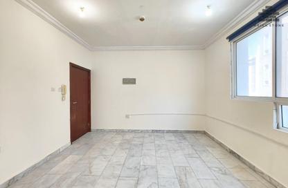 Apartment - 1 Bedroom - 1 Bathroom for rent in Umm Ghuwailina 4 - Umm Ghuwailina - Doha Apartment - 1 Bedroom - 1 Bathroom for rent in Umm Ghuwailina 4 - Umm Ghuwailina - Doha