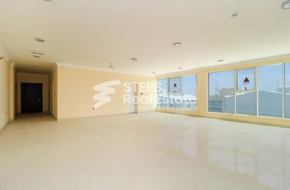 Office Space - Studio - 1 Bathroom for rent in East Industrial Street - Birkat Al Awamer - Al Wakra