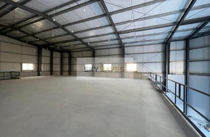 Warehouse - Studio - 6 Bathrooms for rent in East Industrial Street - Birkat Al Awamer - Al Wakra