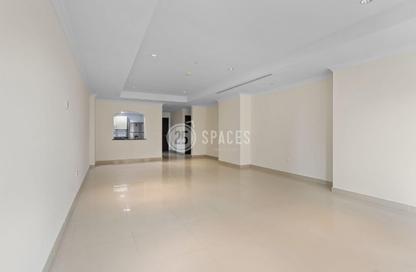 Apartment - 1 - 2 for sale in East Porto Drive - Porto Arabia - The Pearl Island - Doha Apartment - 1 - 2 for sale in East Porto Drive - Porto Arabia - The Pearl Island - Doha