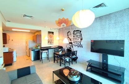 Apartment - 2 Bedrooms - 4 Bathrooms for rent in West Bay Tower - West Bay - West Bay - Doha